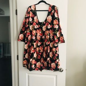 3/4 sleeve floral dress